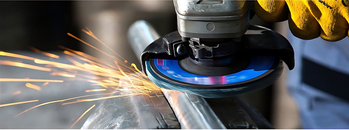 Sonnenflex kesme diski ile metal kesimi
